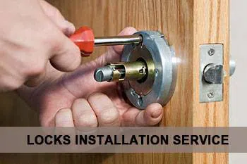 Capitol Locksmith Service Posen, IL 708-401-0625 Capitol Locksmith Service Posen, IL 708-401-0625 - lock-insta-sid-68-4mod